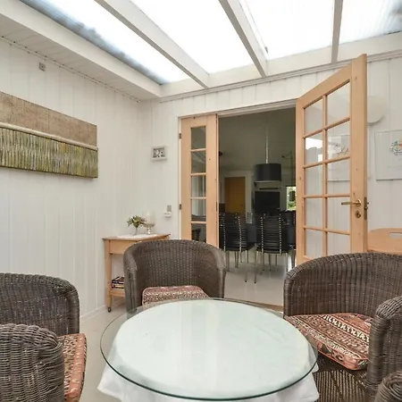 Beautiful In Fan With 4 Bedrooms, Wifi And Private Swimming Pool Сasa de vacaciones Fanø